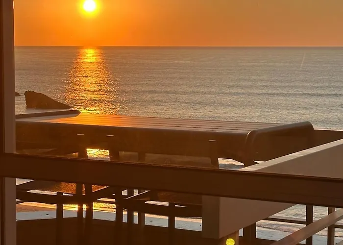 - High-end - Balcony View - - Comfort -pool 公寓 比亚里茨